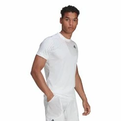 Adidas Tennis Melbourne Tee 15 Adidas Tennis Melbourne Tee -Yonex Shop HA3344 APP on model walking white